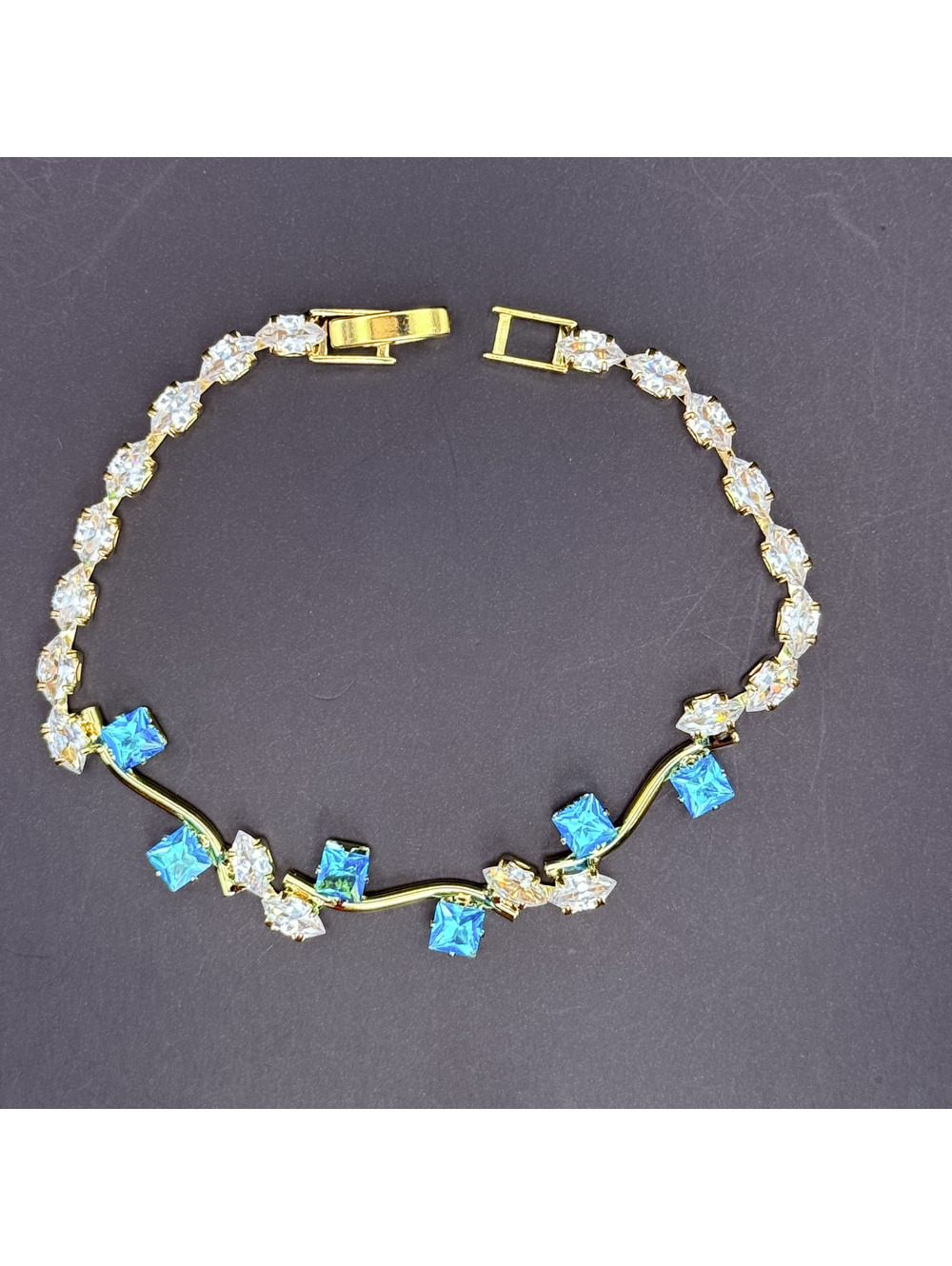 candy+clover aqua and leaf crystal gold tone bracelet
